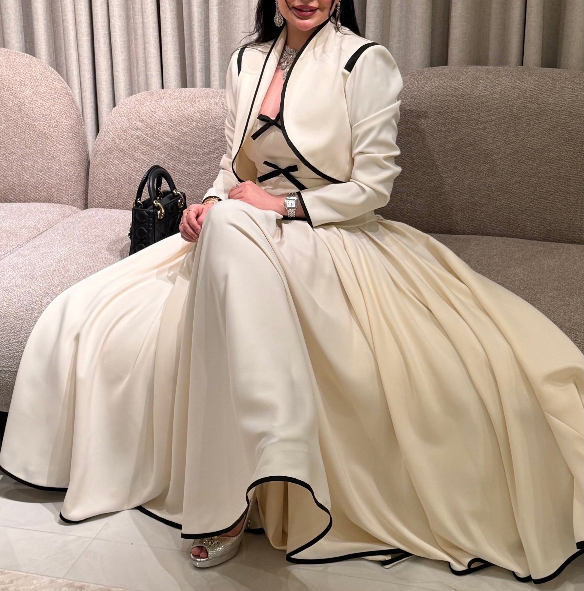 Bow love by Nagham Asari I Elegant