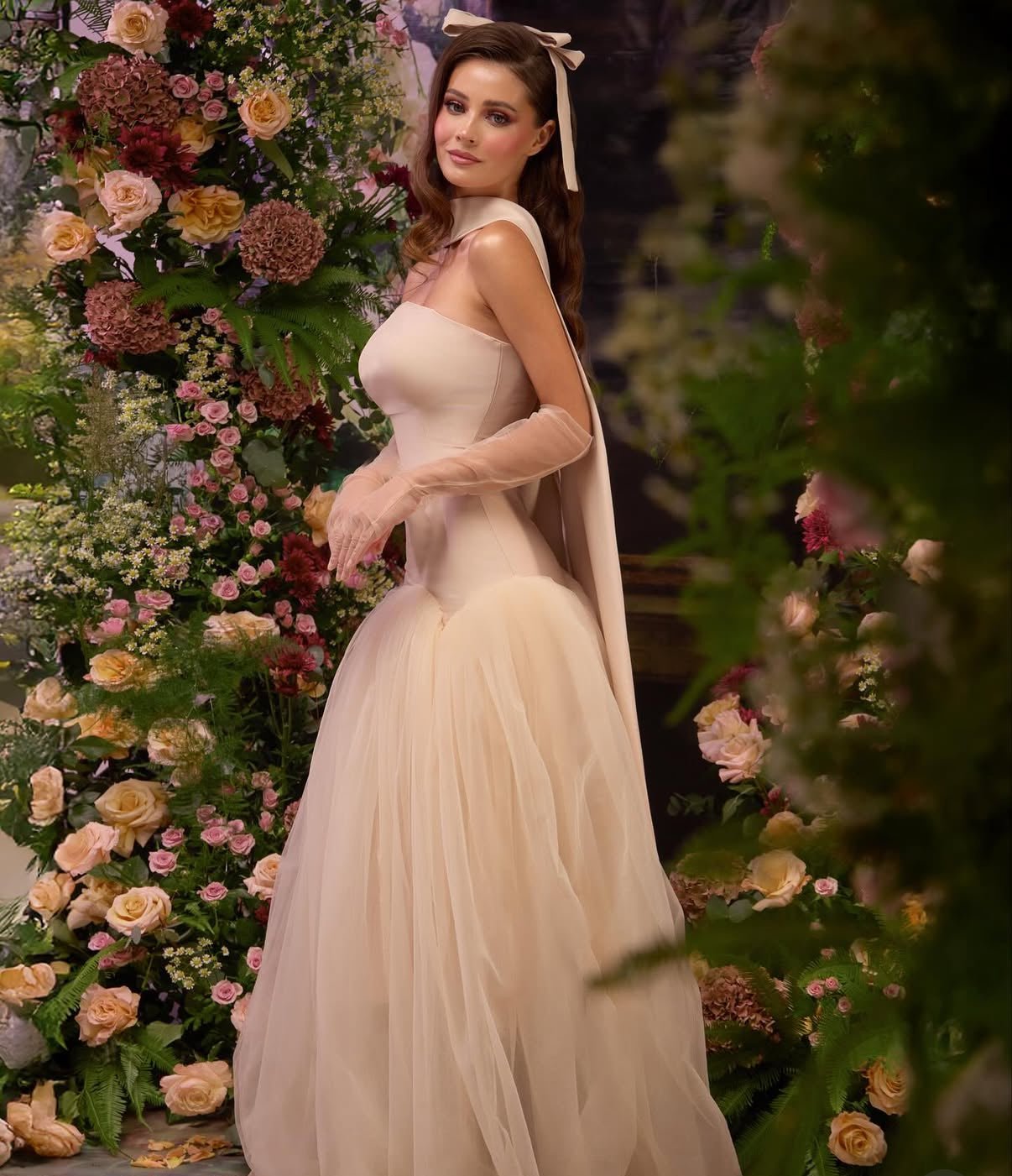 Sl10 by Nagham Asari I Elegant