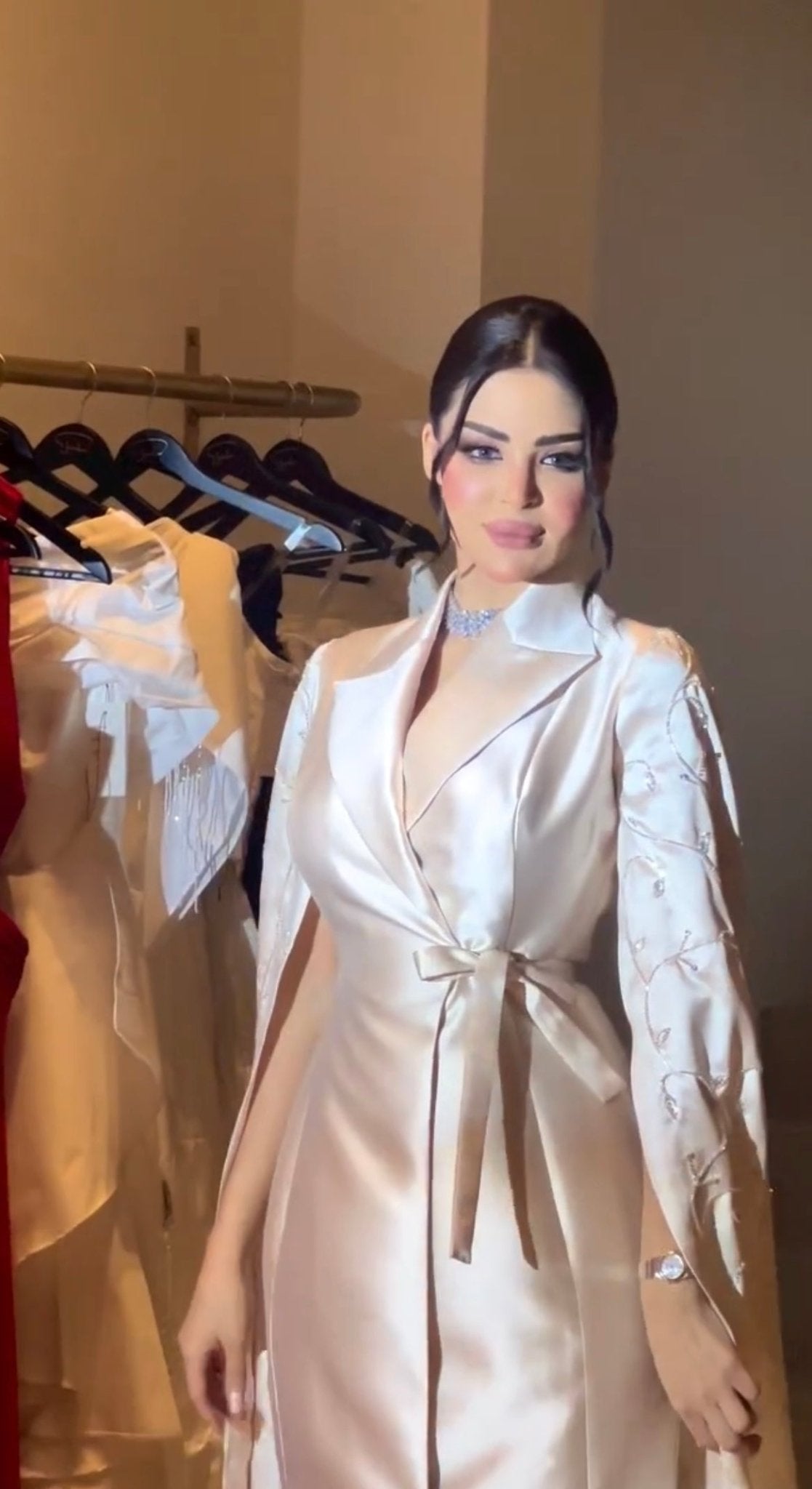 U120 by Nagham Asari I Elegant